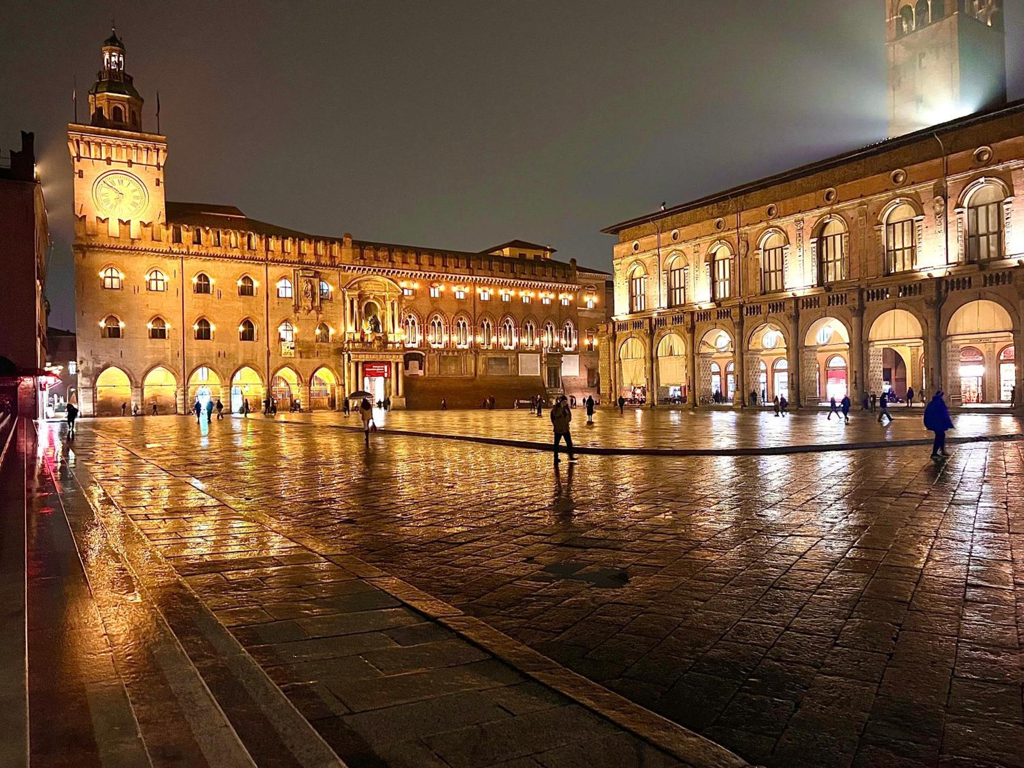 Palazzo Dei Notai Apartment โบโลญญา ภายนอก รูปภาพ